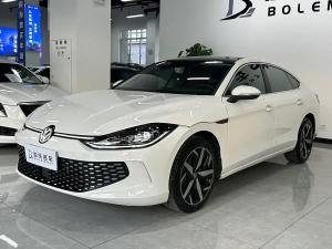 Volkswagen Lamando 2023 Бензин