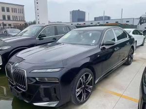 BMW 7 Series 2024 Гибрид