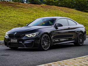 BMW M4 2018 Бензин