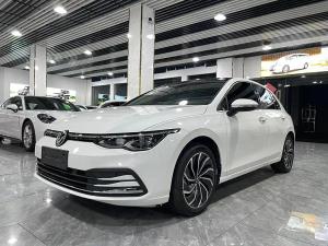 Volkswagen Golf 2023 Бензин