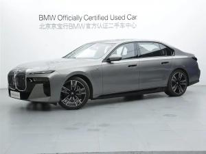 BMW i7 2023 Электрический