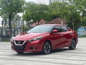 Nissan Bluebird 2017 Бензин