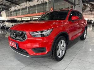 Volvo XC40 2020 Бензин