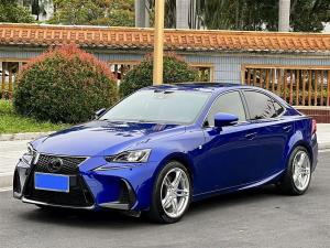 Lexus IS 2018 Бензин