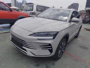 BYD  2025 Plug-in hybrid