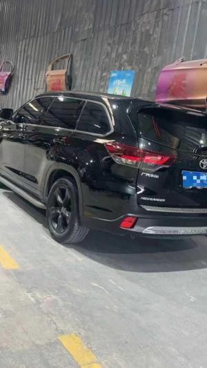 Toyota Highlander 2019 Внедорожник