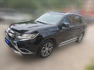 Mitsubishi Outlander 2018 Внедорожник