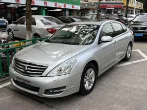 Nissan Altima 2010 Седан