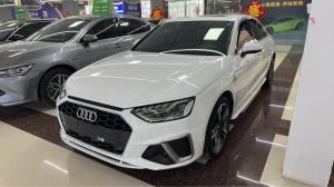 Audi A4L 2021 Седан