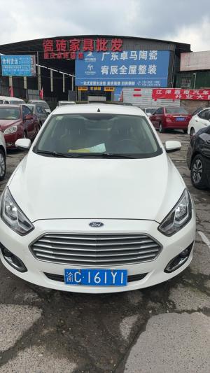 Ford Escort 2015 Седан