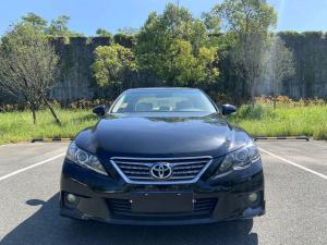 Toyota Reiz 2013 Седан