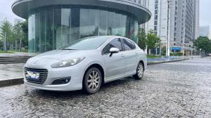 Peugeot 308 2012 Седан