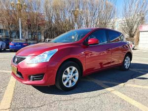 Nissan Tiida 2015 Седан