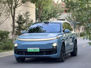 LI Auto LI L9 2023 Внедорожник