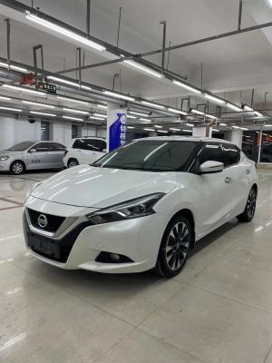 Nissan Bluebird 2018 Седан