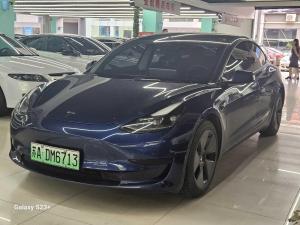 Tesla Model 3 2022 Седан