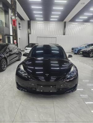 Tesla Model 3 2023 Седан