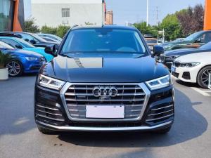 Audi Q5L 2020 Внедорожник