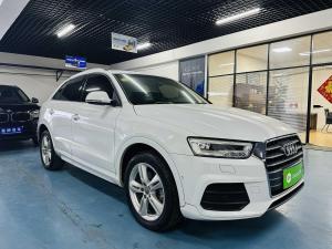 Audi Q3 2017 Внедорожник