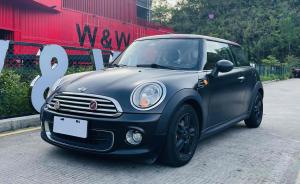 MINI 2011 Седан