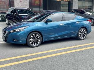 Nissan Bluebird 2018 Седан