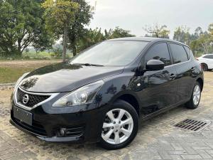 Nissan Tiida 2012 Седан