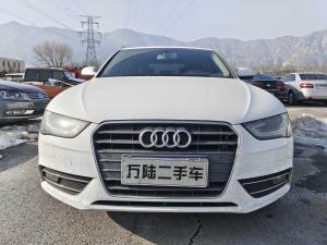 Audi A4L 2015 Седан