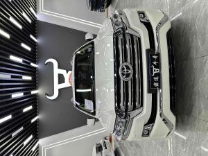 Toyota Land Cruiser 2017 Внедорожник