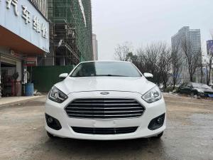 Ford Escort 2016 Седан