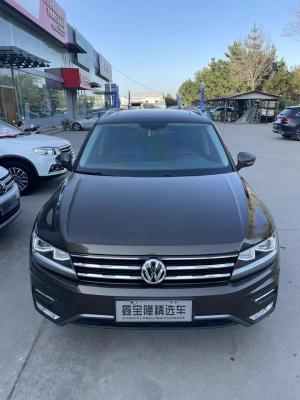 Volkswagen Tiguan L 2017 Внедорожник