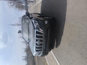 Toyota Prado 2012 Внедорожник