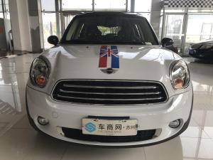 MINI CLUBMAN 2013 Седан