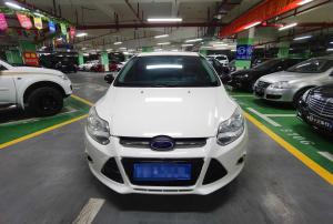 Ford Focus 2013 Седан