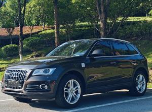 Audi Q5 2017 Внедорожник