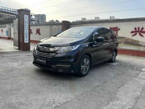 Honda Odyssey 2019 Седан