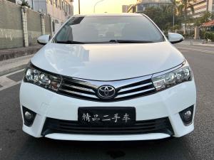 Toyota Corolla 2015 Седан