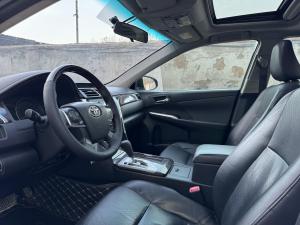 Toyota Camry 2016 Седан