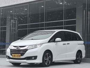 Honda Odyssey 2016 Седан