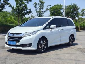 Honda Odyssey 2017 Седан