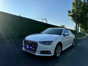 Audi A4L 2018 Седан