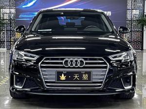 Audi A4L 2019 Седан