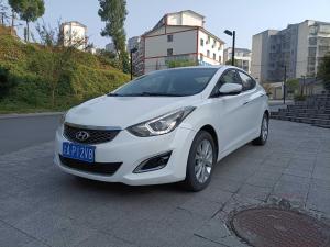 Hyundai Elantra 2017 Седан