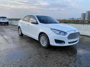 Ford Escort 2016 Седан