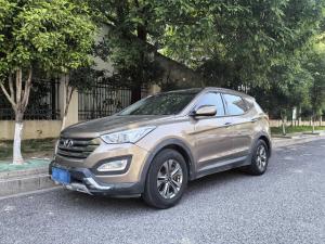 Hyundai Santa Fe 2014 Внедорожник