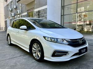 Honda Jade 2017 Седан