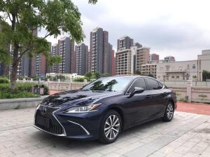 Lexus ES 2021 Седан