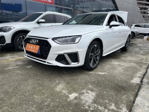 Audi A4L 2021 Седан