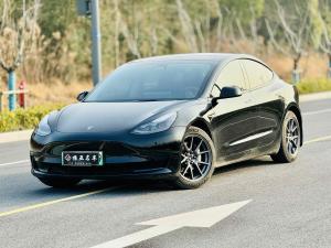 Tesla Model 3 2021 Седан