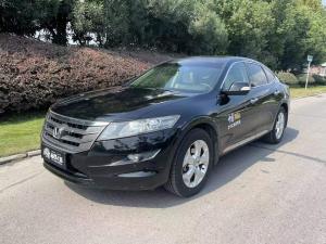 Honda Crosstour 2012 Седан
