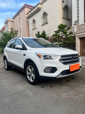 Ford Kuga 2017 Внедорожник